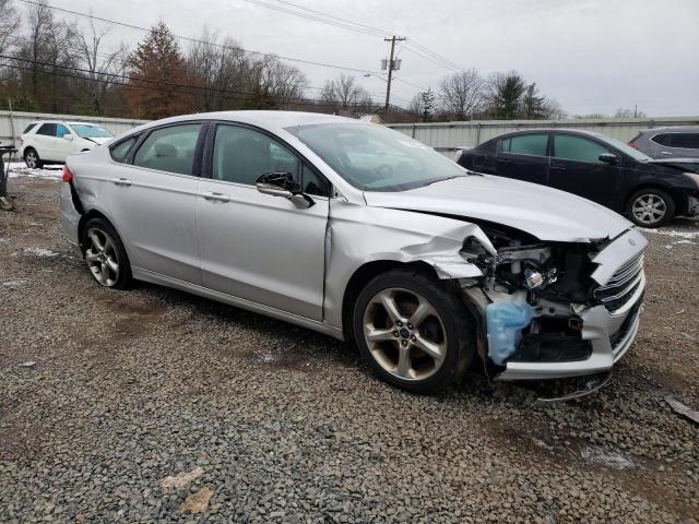 Photo 3 VIN: 1FA6P0H70E5405623 - FORD FUSION 