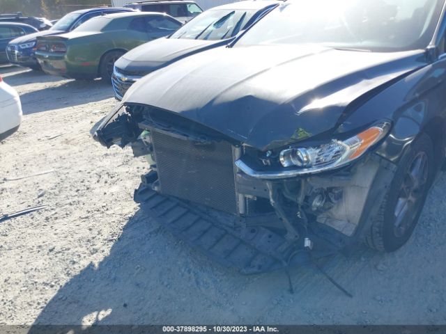 Photo 5 VIN: 1FA6P0H70F5107350 - FORD FUSION 