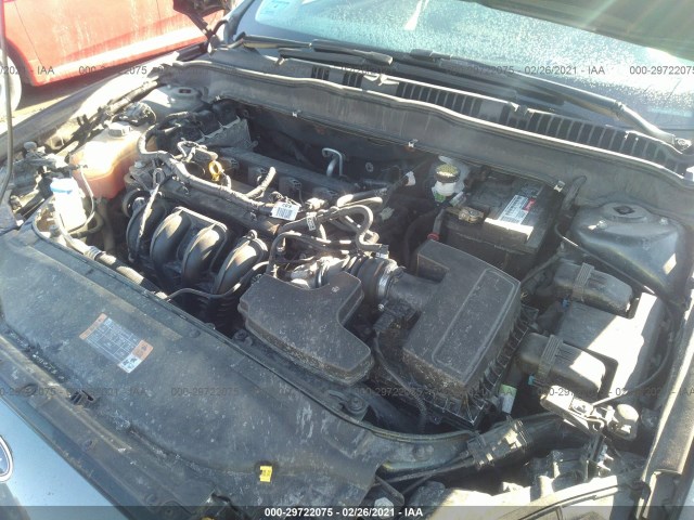 Photo 9 VIN: 1FA6P0H70F5117375 - FORD FUSION 