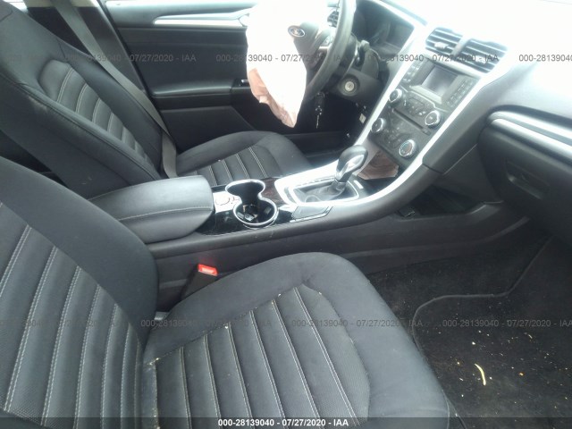 Photo 4 VIN: 1FA6P0H70F5120681 - FORD FUSION 