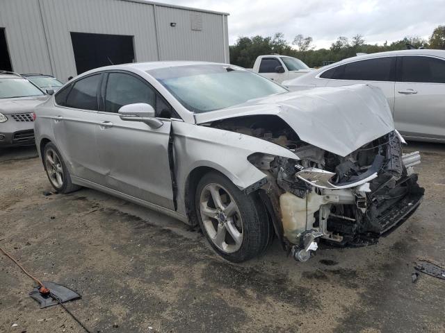 Photo 3 VIN: 1FA6P0H72E5371734 - FORD FUSION 