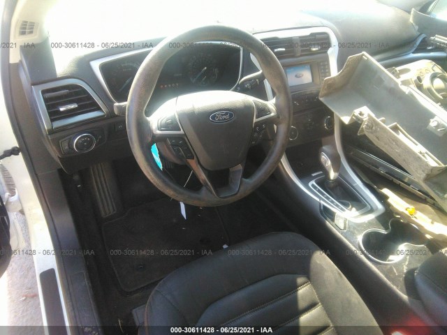 Photo 4 VIN: 1FA6P0H73F5125583 - FORD FUSION 