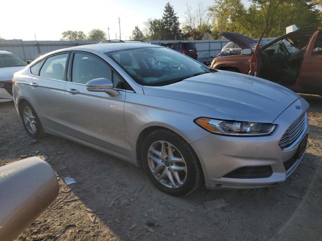 Photo 3 VIN: 1FA6P0H74E5388955 - FORD FUSION SE 