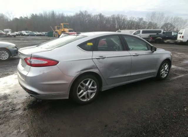 Photo 3 VIN: 1FA6P0H74F5109988 - FORD FUSION 