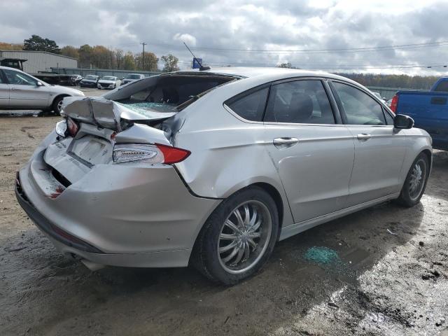 Photo 2 VIN: 1FA6P0H74F5122496 - FORD FUSION 