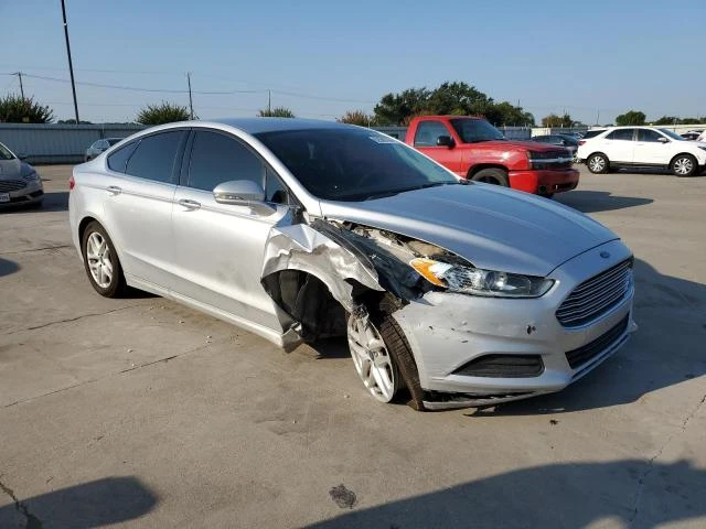 Photo 3 VIN: 1FA6P0H74G5130793 - FORD FUSION SE 