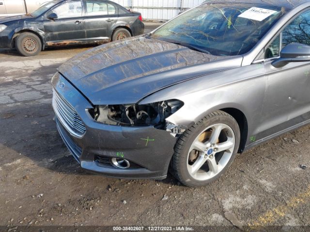 Photo 5 VIN: 1FA6P0H75E5377141 - FORD FUSION 