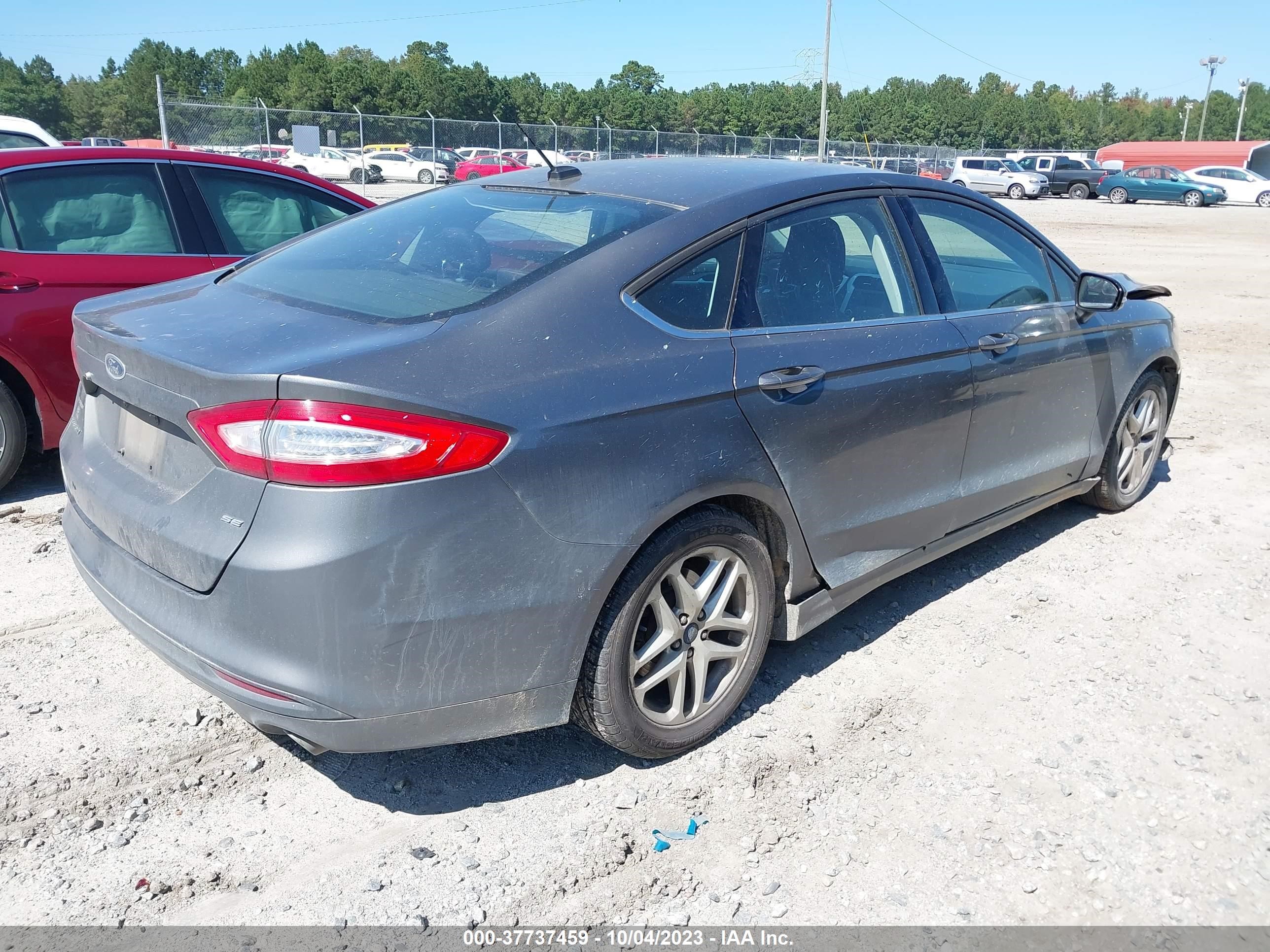 Photo 3 VIN: 1FA6P0H75E5389094 - FORD FUSION 