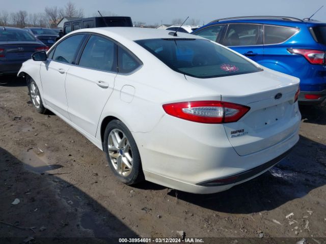 Photo 2 VIN: 1FA6P0H75E5402720 - FORD FUSION 