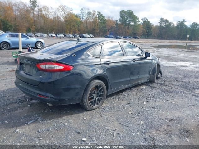 Photo 3 VIN: 1FA6P0H75F5111572 - FORD FUSION 