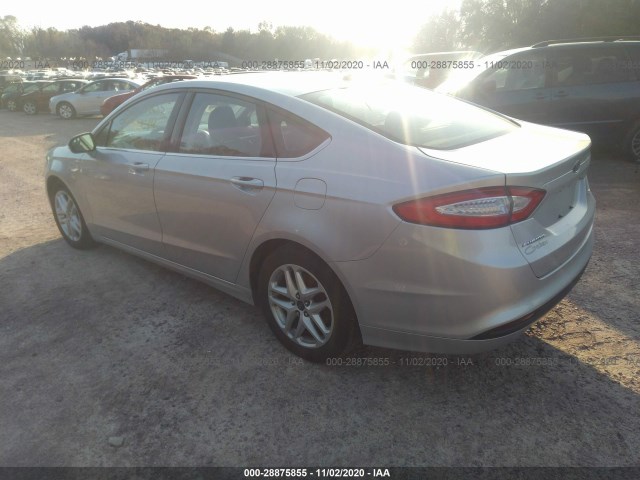 Photo 2 VIN: 1FA6P0H75F5117761 - FORD FUSION 