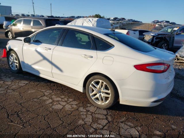 Photo 2 VIN: 1FA6P0H75F5120949 - FORD FUSION 