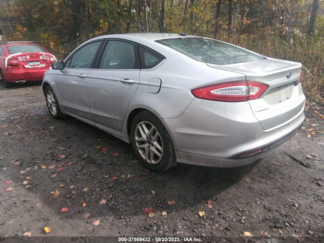 Photo 2 VIN: 1FA6P0H75F5126122 - FORD FUSION 