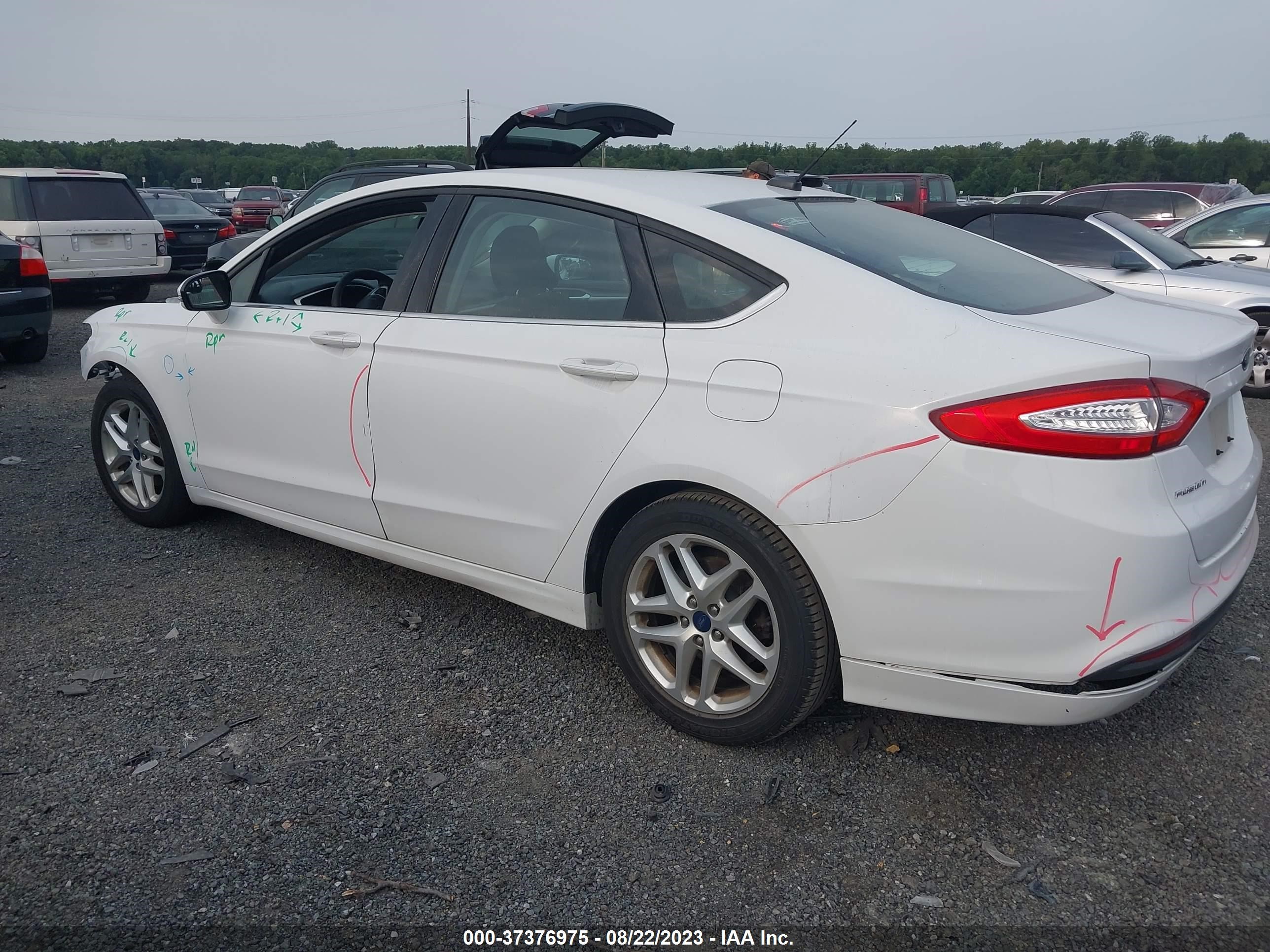 Photo 2 VIN: 1FA6P0H75F5129179 - FORD FUSION 