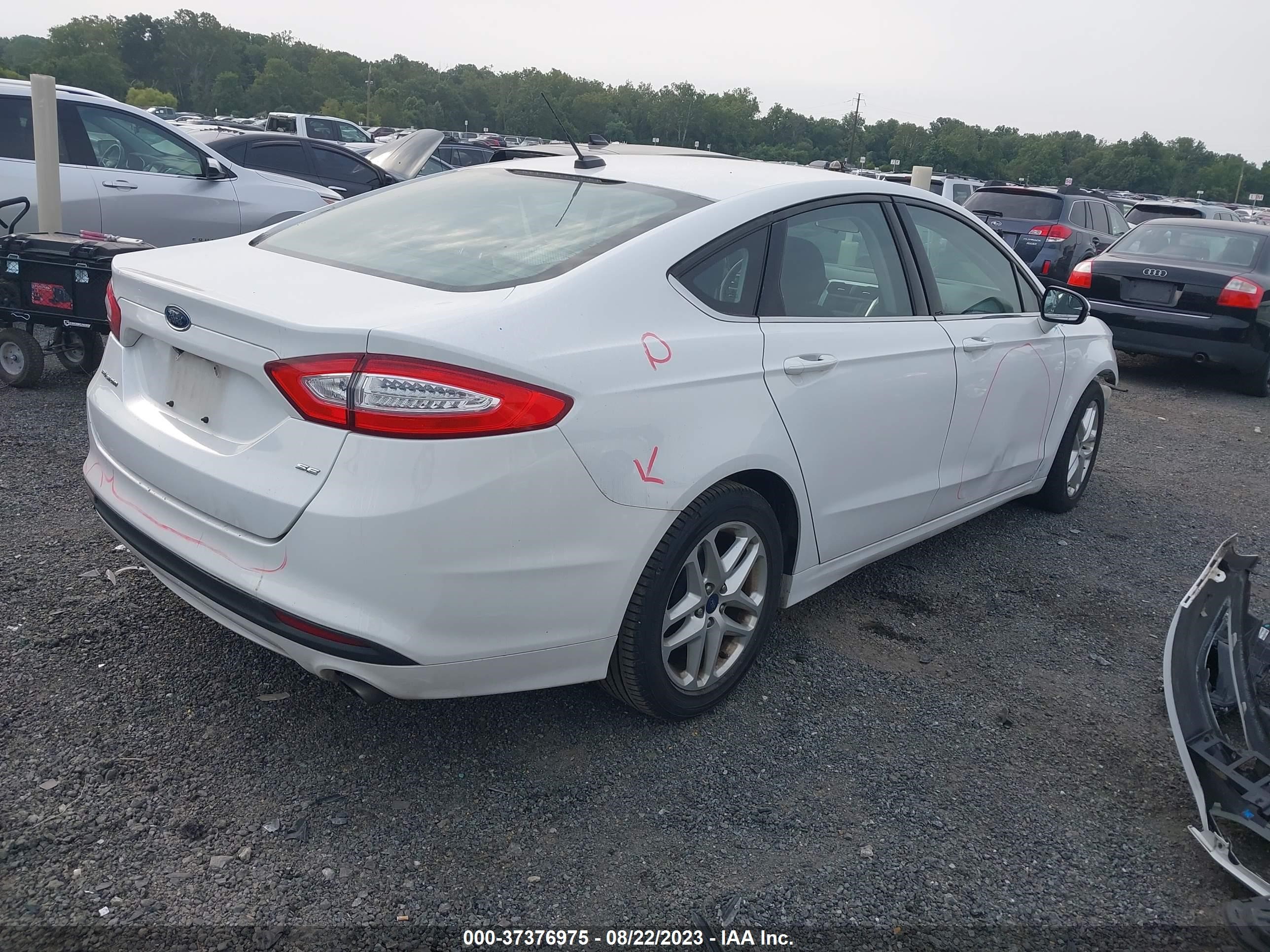 Photo 3 VIN: 1FA6P0H75F5129179 - FORD FUSION 