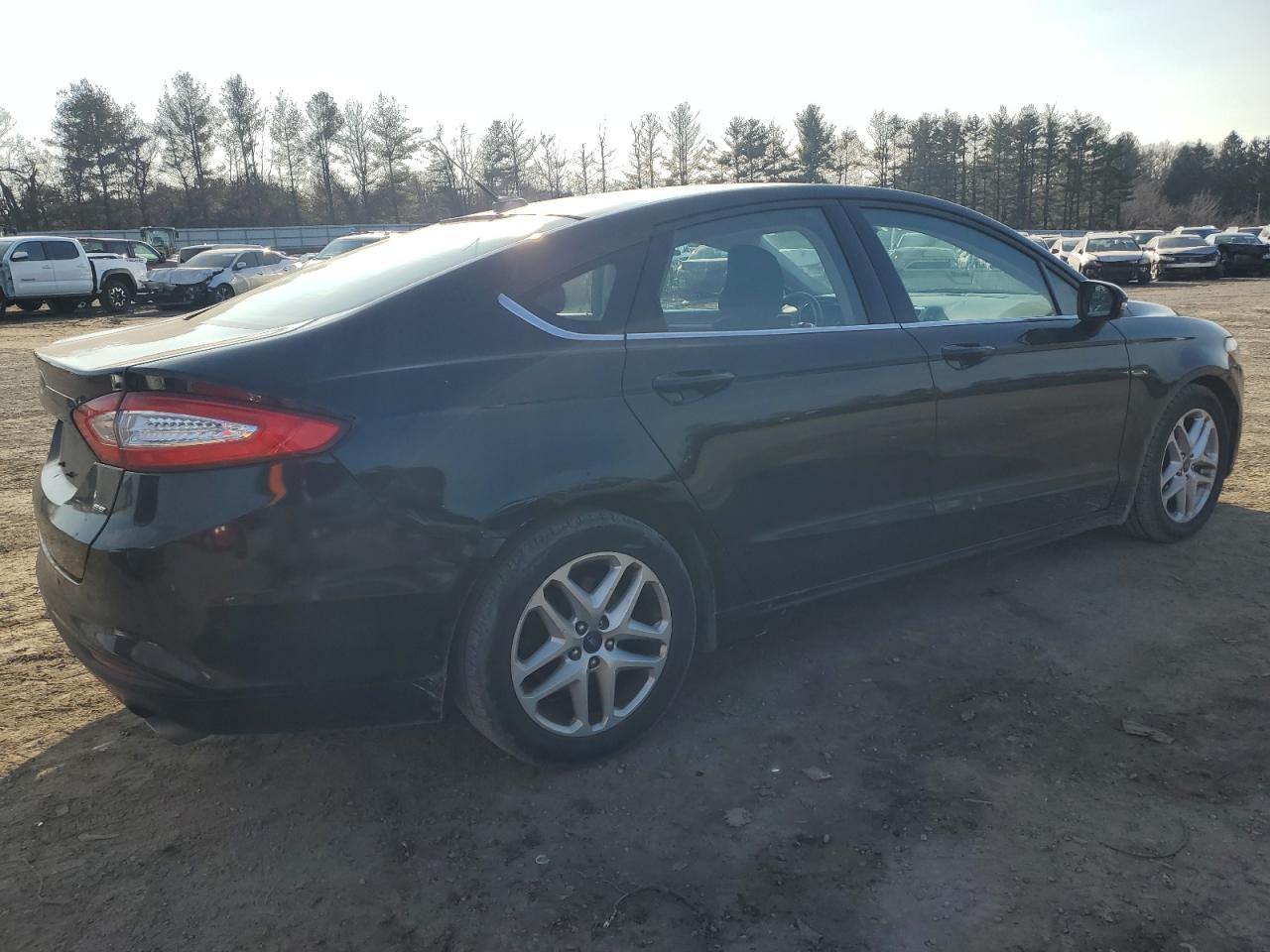 Photo 2 VIN: 1FA6P0H75G5112366 - FORD FUSION 