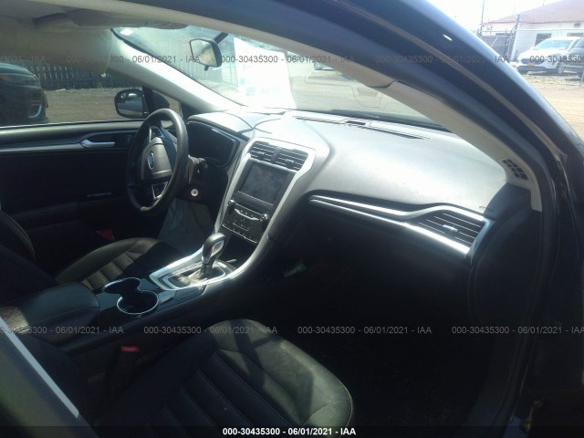 Photo 4 VIN: 1FA6P0H76E5374801 - FORD FUSION 