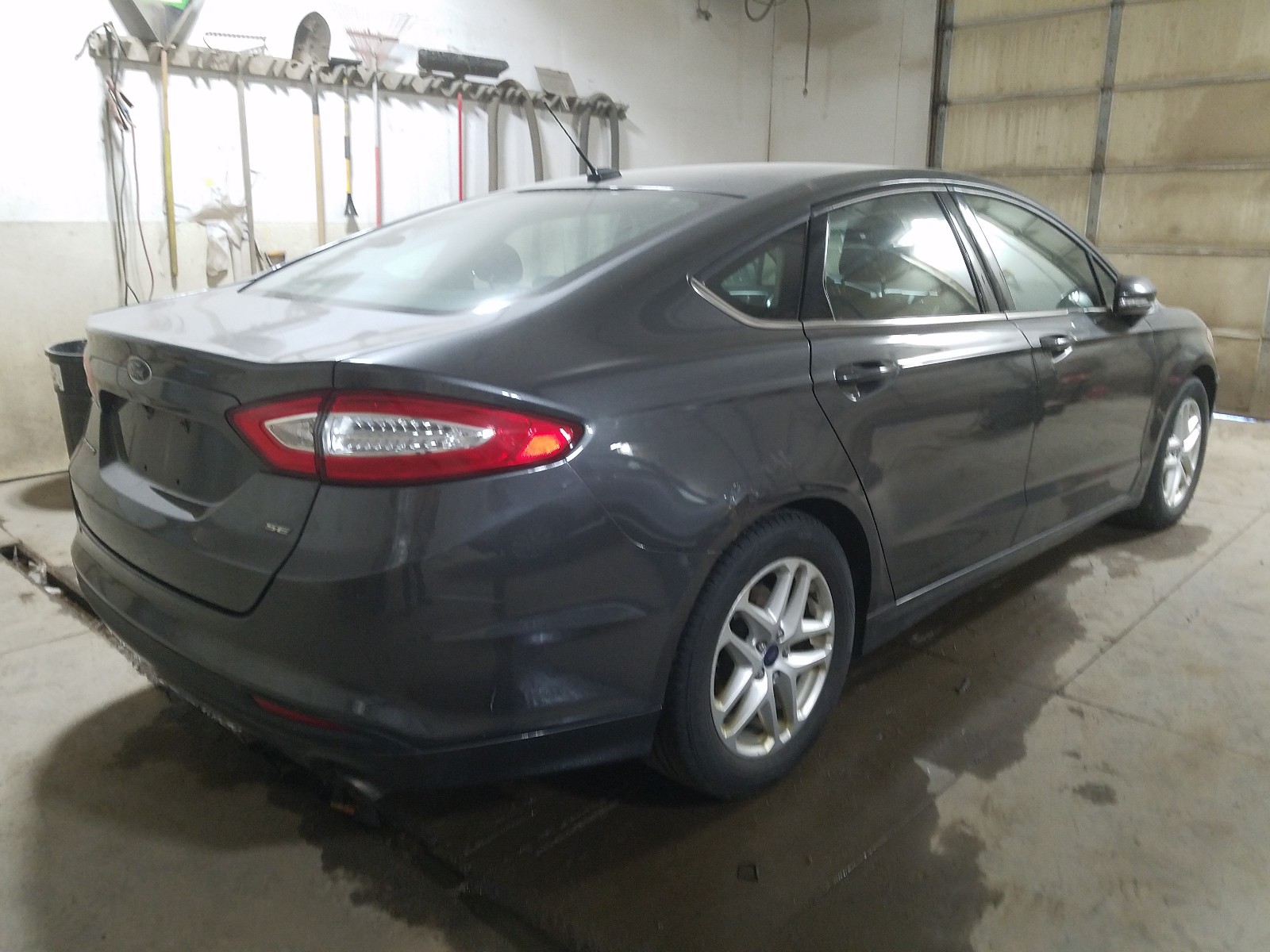 Photo 3 VIN: 1FA6P0H76F5111810 - FORD FUSION SE 