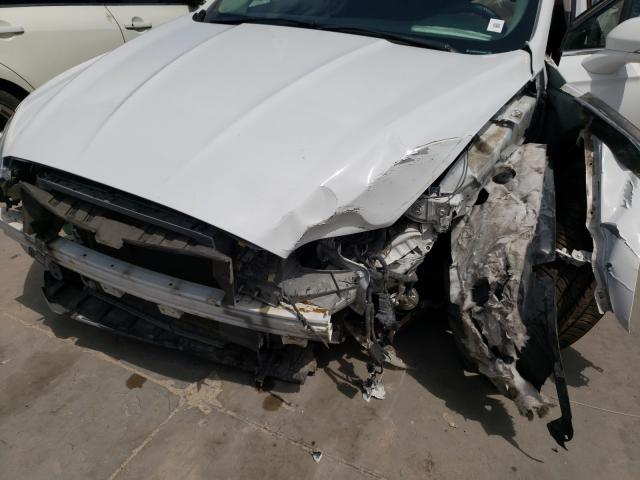 Photo 8 VIN: 1FA6P0H76F5119289 - FORD FUSION SE 