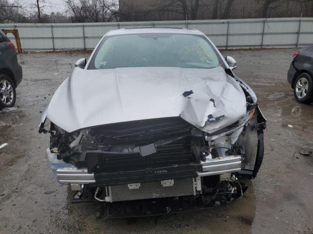 Photo 4 VIN: 1FA6P0H77F5102582 - FORD FUSION SE 