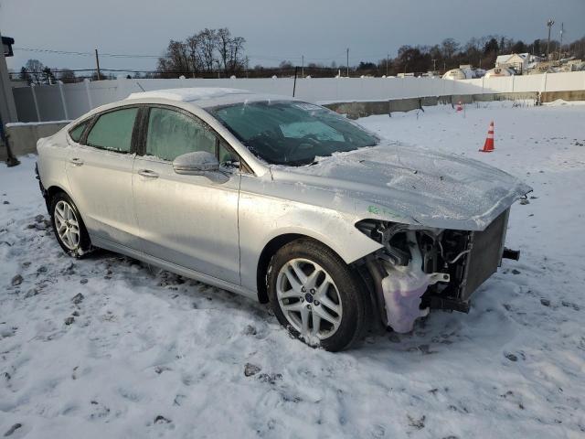 Photo 3 VIN: 1FA6P0H77F5108642 - FORD FUSION 