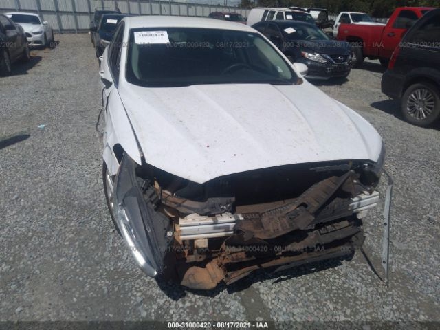 Photo 5 VIN: 1FA6P0H77F5121228 - FORD FUSION 