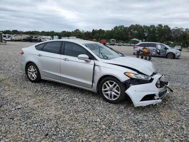 Photo 3 VIN: 1FA6P0H77G5105032 - FORD FUSION SE 