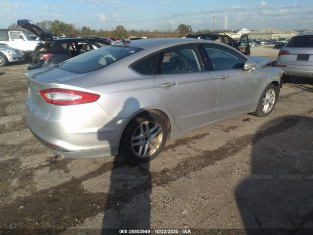 Photo 3 VIN: 1FA6P0H78E5358048 - FORD FUSION 