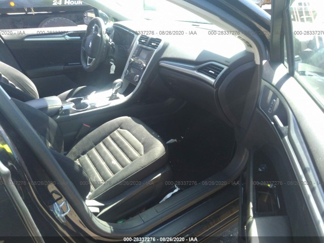 Photo 4 VIN: 1FA6P0H78E5371947 - FORD FUSION 