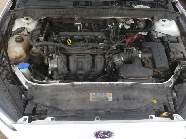 Photo 6 VIN: 1FA6P0H78F5101960 - FORD FUSION SE 