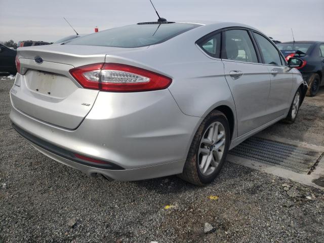 Photo 3 VIN: 1FA6P0H78F5105569 - FORD FUSION SE 