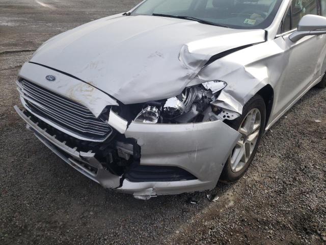 Photo 8 VIN: 1FA6P0H78F5105569 - FORD FUSION SE 