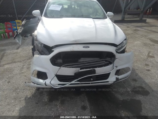 Photo 5 VIN: 1FA6P0H78G5104214 - FORD FUSION 