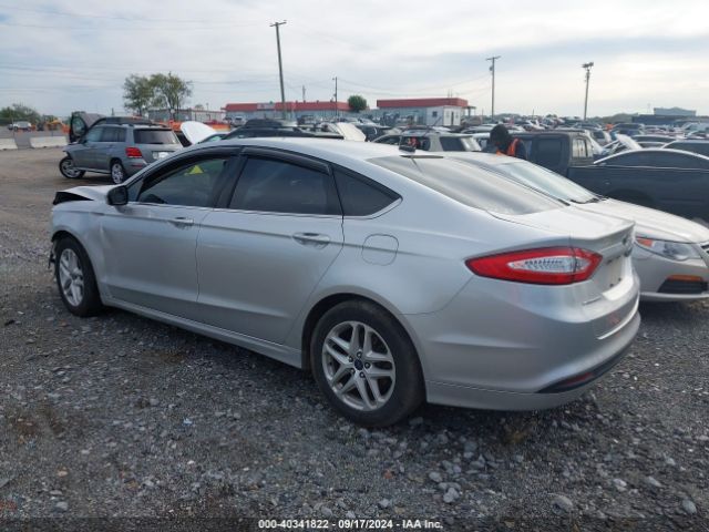 Photo 2 VIN: 1FA6P0H78G5109543 - FORD FUSION 