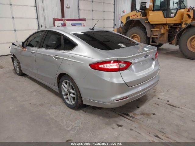 Photo 2 VIN: 1FA6P0H79E5382679 - FORD FUSION 