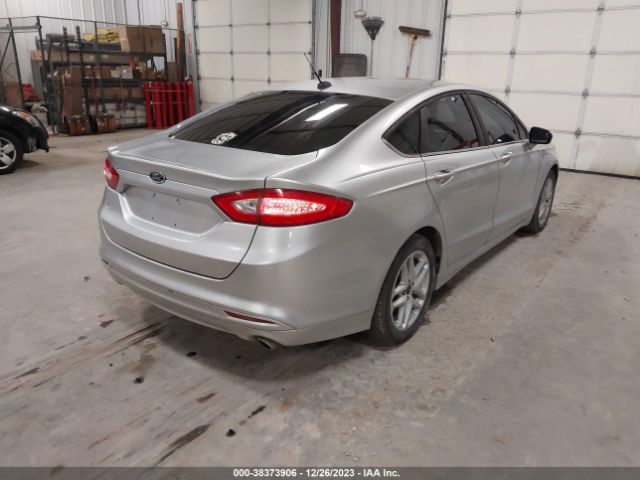 Photo 3 VIN: 1FA6P0H79E5382679 - FORD FUSION 