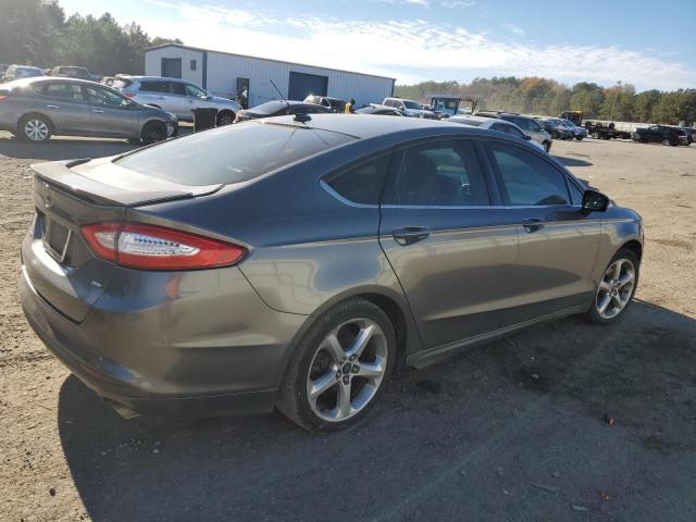 Photo 2 VIN: 1FA6P0H79E5402221 - FORD FUSION 