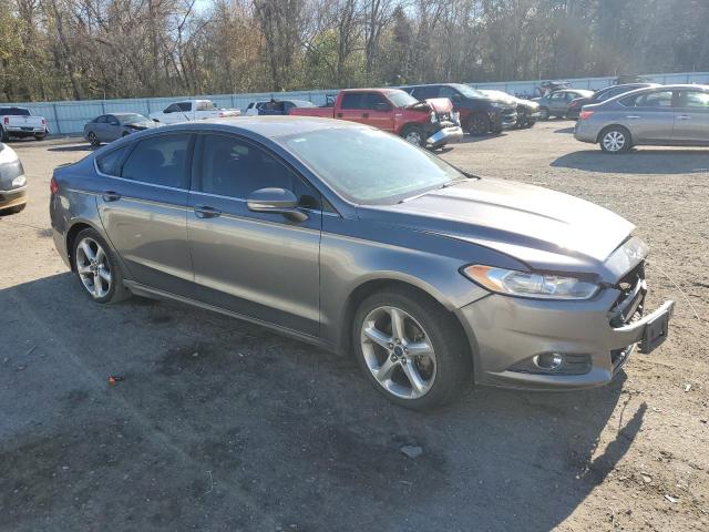 Photo 3 VIN: 1FA6P0H79E5402221 - FORD FUSION 