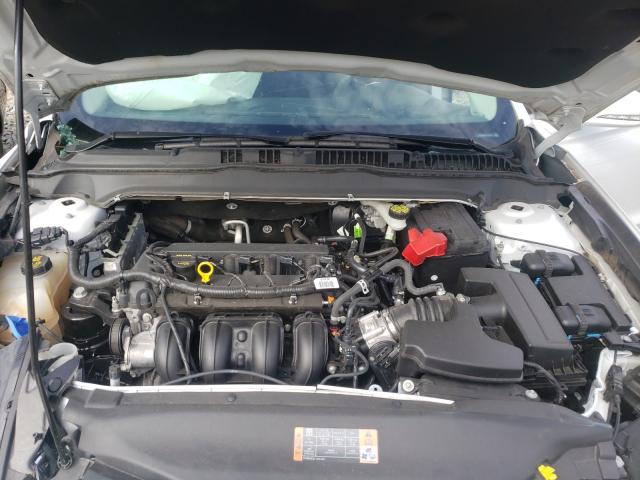 Photo 6 VIN: 1FA6P0H79F5104219 - FORD FUSION 