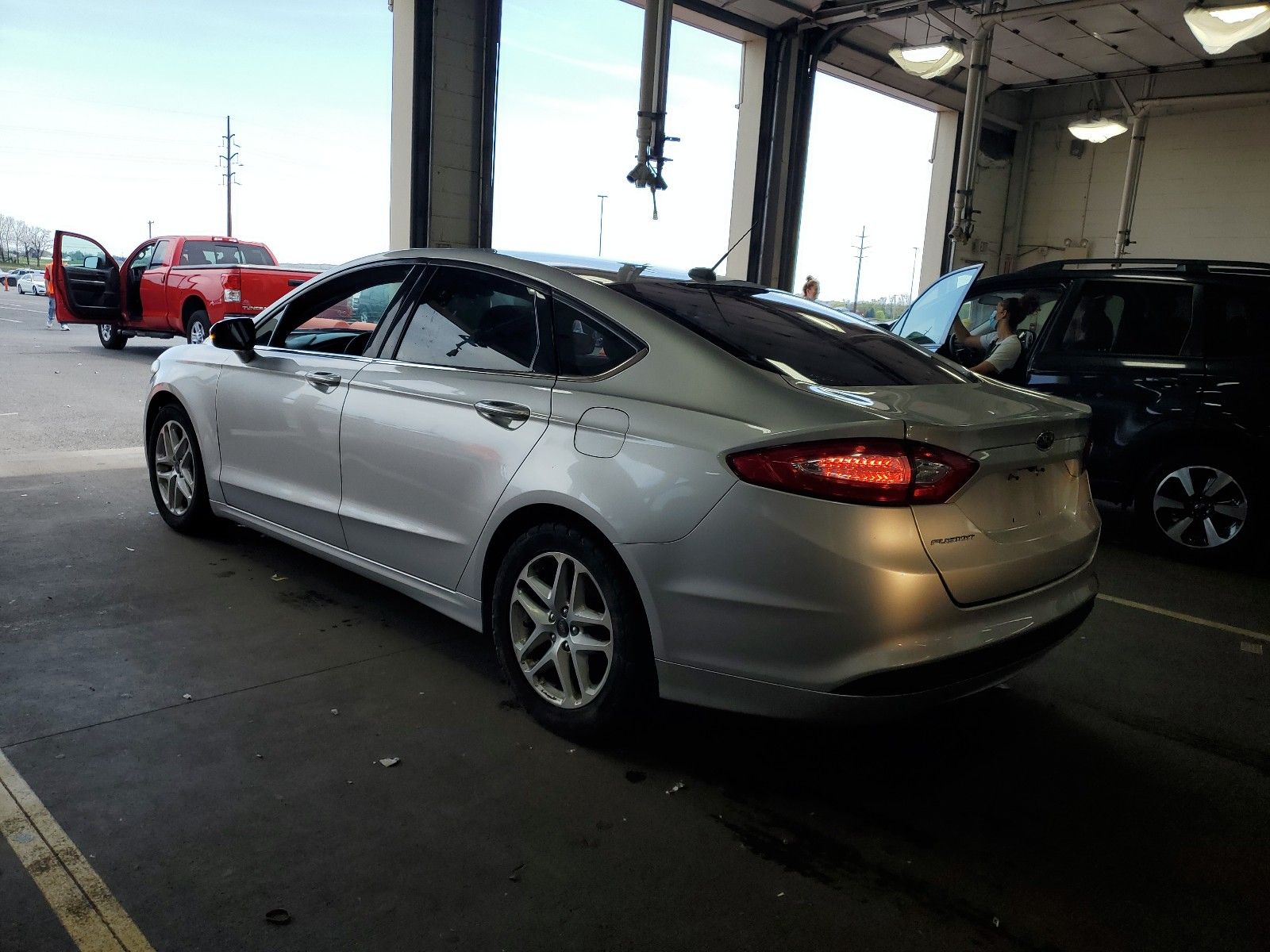 Photo 1 VIN: 1FA6P0H79F5114376 - FORD FUSION FWD 4C 