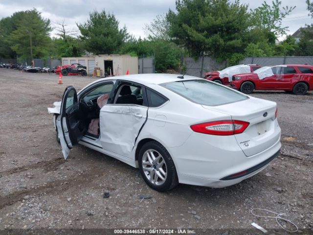 Photo 2 VIN: 1FA6P0H79F5129640 - FORD FUSION 