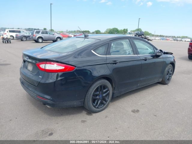 Photo 3 VIN: 1FA6P0H7XG5111388 - FORD FUSION 