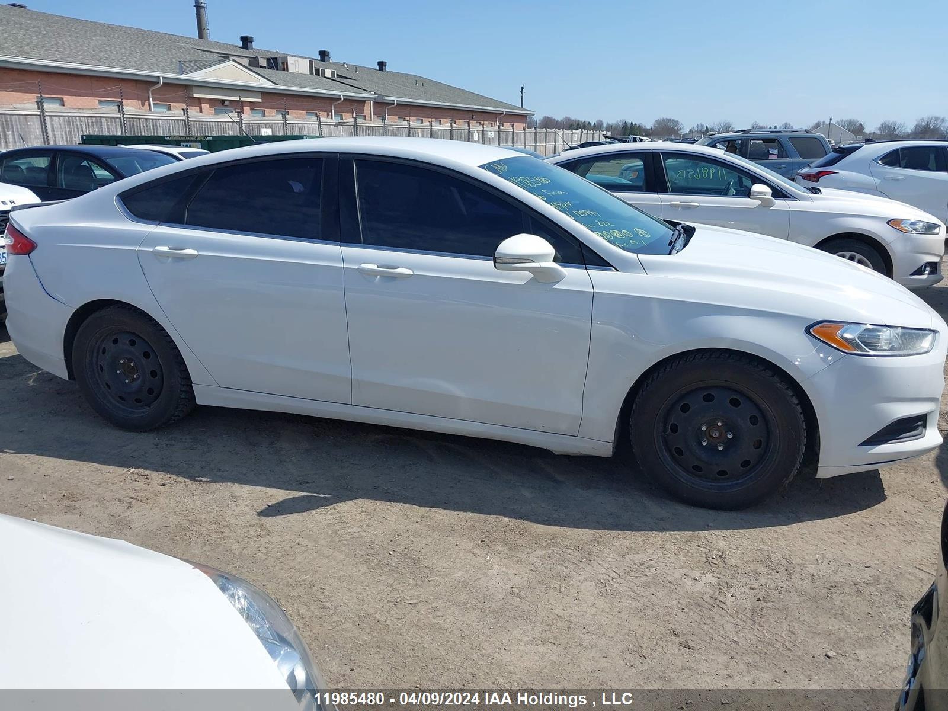 Photo 12 VIN: 1FA6P0H7XG5125999 - FORD FUSION 