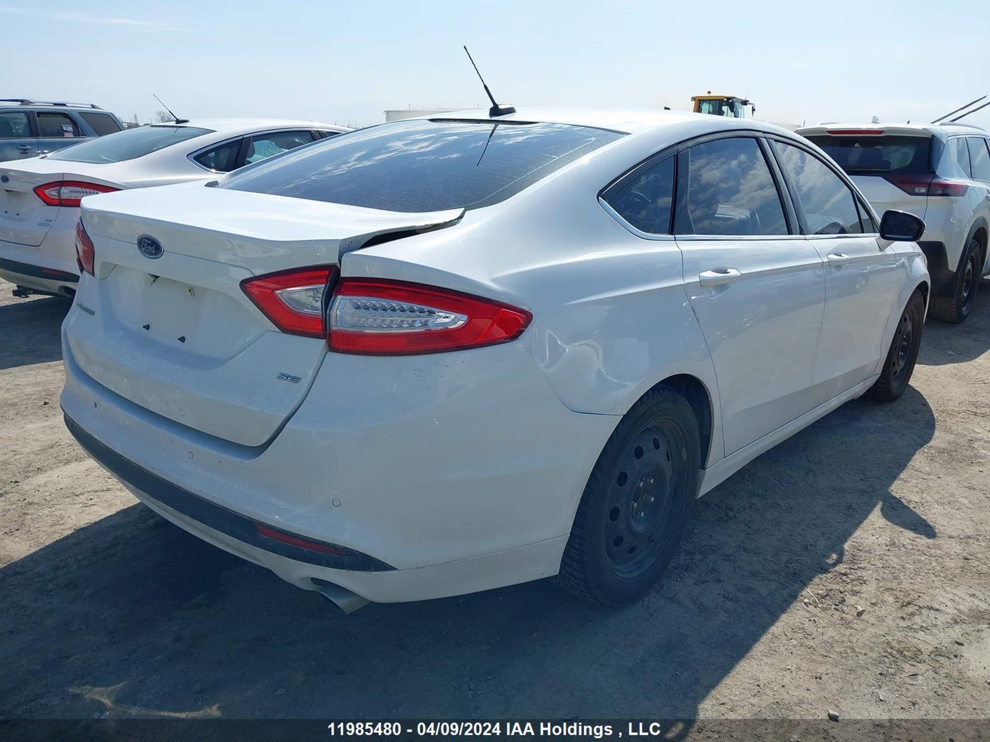 Photo 5 VIN: 1FA6P0H7XG5125999 - FORD FUSION 