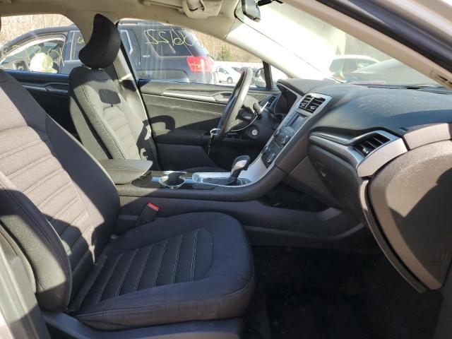 Photo 4 VIN: 1FA6P0HD0F5105605 - FORD FUSION SE 