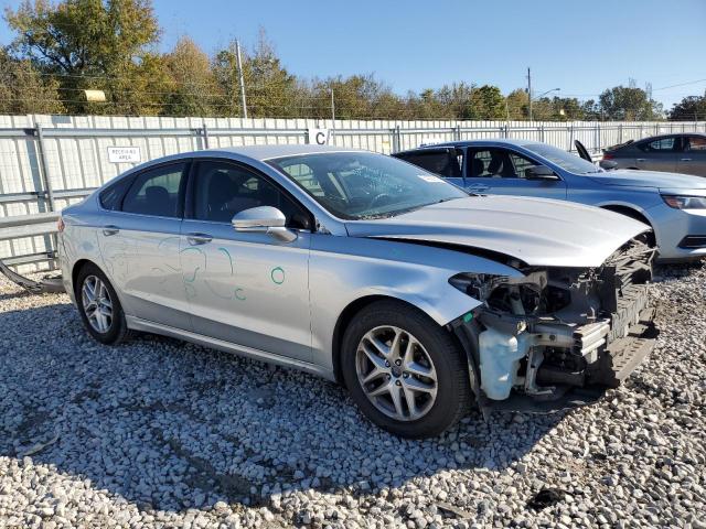 Photo 3 VIN: 1FA6P0HD0F5131198 - FORD FUSION 