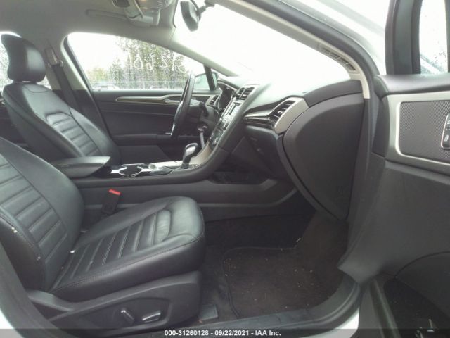 Photo 4 VIN: 1FA6P0HD0G5101054 - FORD FUSION 