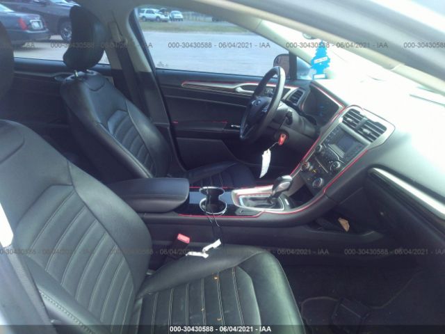 Photo 4 VIN: 1FA6P0HD0G5105525 - FORD FUSION 