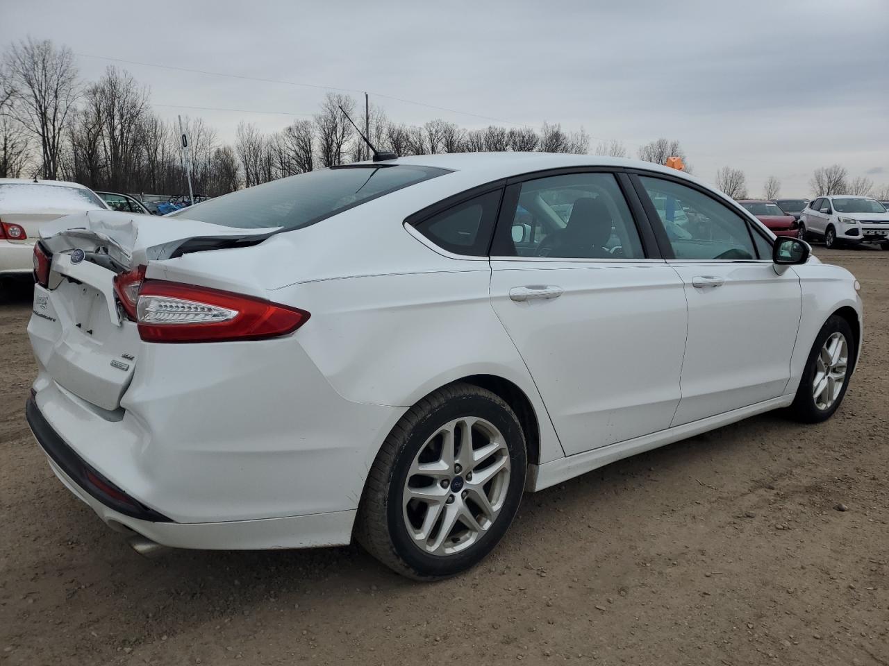 Photo 2 VIN: 1FA6P0HD0G5112023 - FORD FUSION 