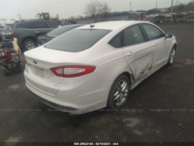 Photo 3 VIN: 1FA6P0HD1F5120422 - FORD FUSION 